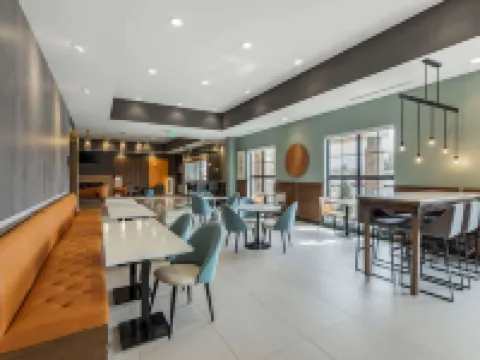 Comfort Suites Cheyenne Hotels in Cheyenne