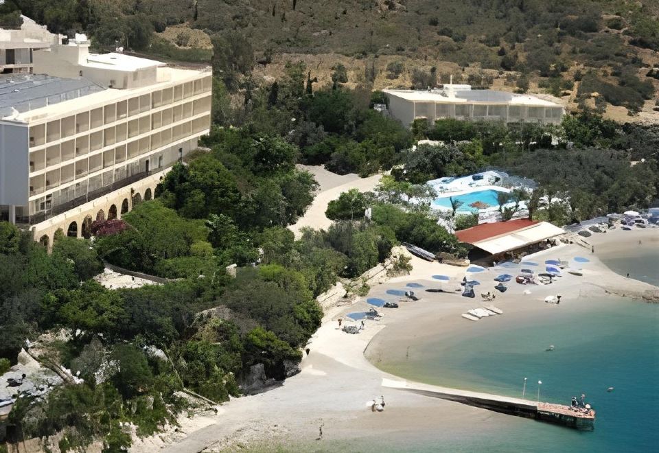 hotel overview picture