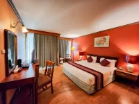 Ubonburi Hotel Hotels in Warin Chamrap