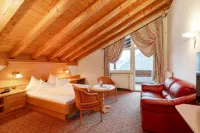 Piccolo - Dolomites & Gourmet Hotel