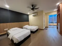 Halo Hotel
