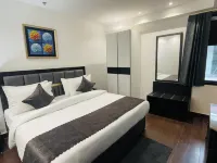 Saltstayz Select - Malcha & Chankyapuri Hotels near German Embassy