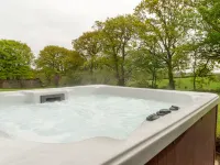 Lodge 6 - Hot Tub Lodge - Badekar