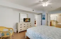 322 D Shipwatch by AvantStay Community Pool Access Close to Beach