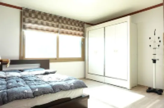 Gangneung Romantic Guesthouse Pension โรงแรมใน