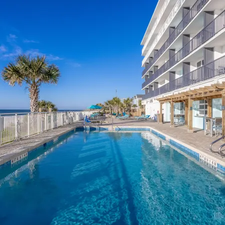 Holiday Inn Resort OCEANFRONT @ SURFSIDE BEACH by IHG