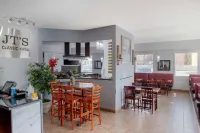 Quality Inn & Suites Edmonton International Airport