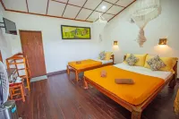 Ella Rawana Den Hotel Hotels near Badulupitiya Nimal Wickramathunga Playground