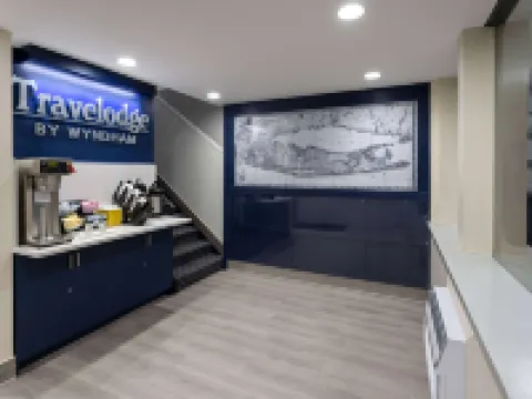 Travelodge by Wyndham Manhasset Hotels in North Hempstead