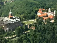 Dworek Adamski Hotel a Walbrzych