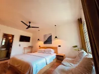 Odi Kamadhoo Hotels in Kihavah