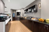 SpringHill Suites Fairbanks - breakfast