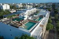 Antera Hotel & Residences - Strand