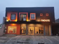 Hotel Anders Permata Millenium Hotel dekat AIRAJANEETA Store Shopee