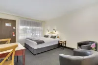 Econo Lodge Savannah Park Tamworth Hotels in Hillvue