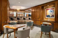 Wyndham Garden Santiago Kennedy - С баром