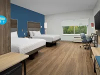 Tru by Hilton Charlotte Airport Lake Pointe Hotels near Charlotte Douglas International Airport