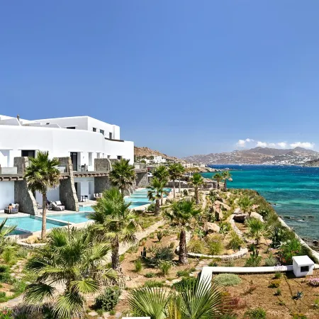 Aeonic Suites and Spa