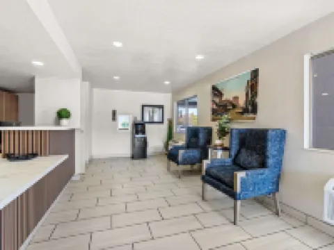 Econo Lodge Stockton Near I-5 Fairgrounds Hotels in Stockton