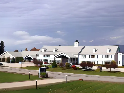 Cabot Inn & Suites Hotels in Coos County