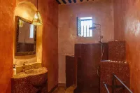 Hibiscus Triple room