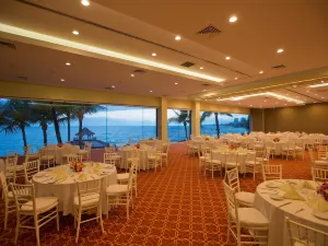 Crown Paradise Club All Inclusive