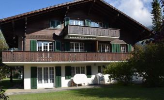 Elena # 1 - Housity