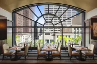Omni Chicago Hotel Các khách sạn ở Chicago