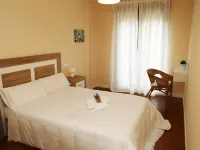 Apartamentos Turisticos Puente Romano Portal 4 Bajo -A