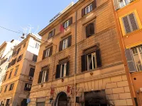 Relais Monti Отели рядом с достопримечательностью «Триумфальная Арка Константина»