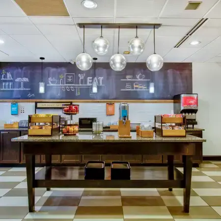 Hampton Inn Cortland