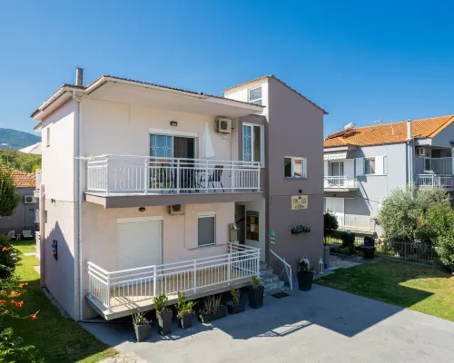Studios Finikes Hotels in Thasos