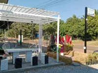 Manon Ni Resort Hotels in Ban Dung