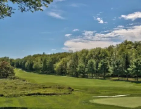 Welcome to the Brentwood Chalet in The Hideout