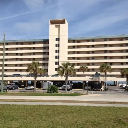 Oceanfront Getaway!! Relaxing Condo on the No-Drive Beach with a Pool,