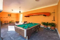 LUXURY STRUCTURE ON THE SHORE AT THE LAKE MARONE Hotels in Marone