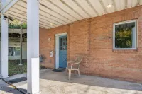 Spacious 4BR home; 5 min walk to downtown Milford!