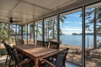 Peaceful paradise on Lake Murray