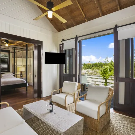 Mahogany Bay Resort & Beach Club, Curio Collection by Hilton