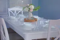 Cozy 4-bedroom house in North Cape May with WiFi, AC, sleeps 8