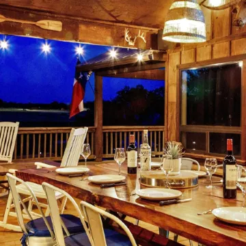 El Castell - on the Llano River [Entire Property - 4 Cabins]