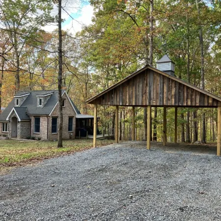 Storybook Cottage in Leipers Fork, TN