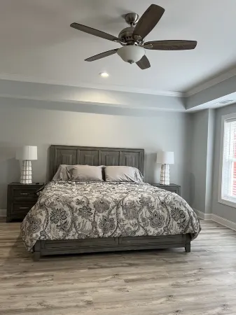 Modern meets country Loganville GA with AC, WiFi, pool.