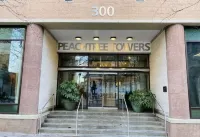 Modern 1Bd/1BA Condo - Heart of Downtown ATL