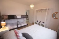 Ideal holiday home for families / groups.