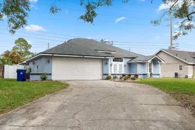 Rare Beautiful Heated Pool House near Downtown Orlando Hotels near Christ Sanctified Church