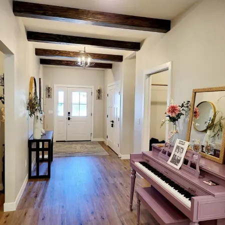 Posh Pelican House is guest favorite in quaint resort town of Breezy Point!