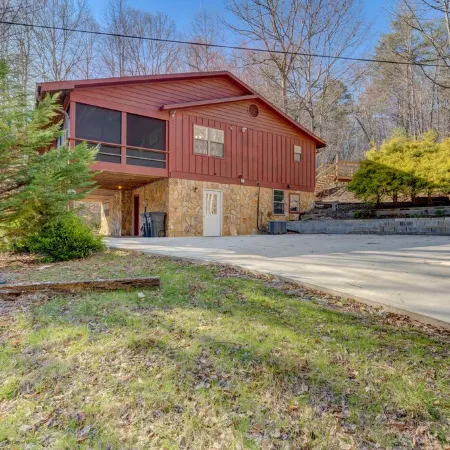 Wild Creek Cabin