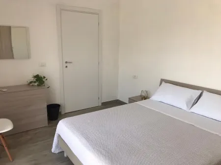 Domus127 | Apartment + terrace