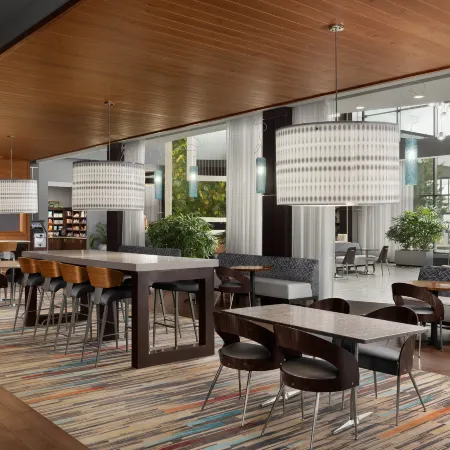Embassy Suites by Hilton Knoxville West Отели рядом с достопримечательностью «Терки-Крик»